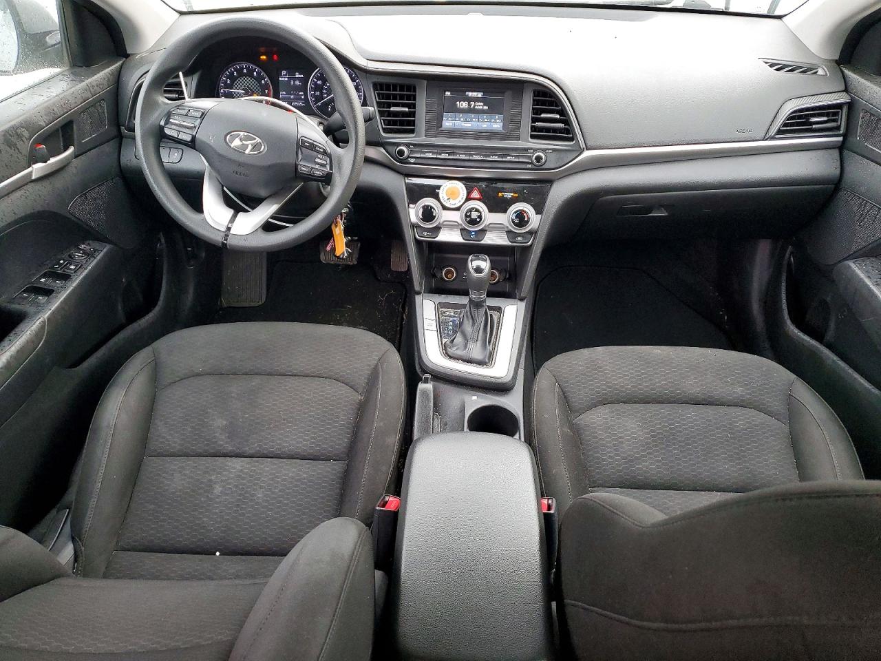 2019 HYUNDAI ELANTRA SE photo 15