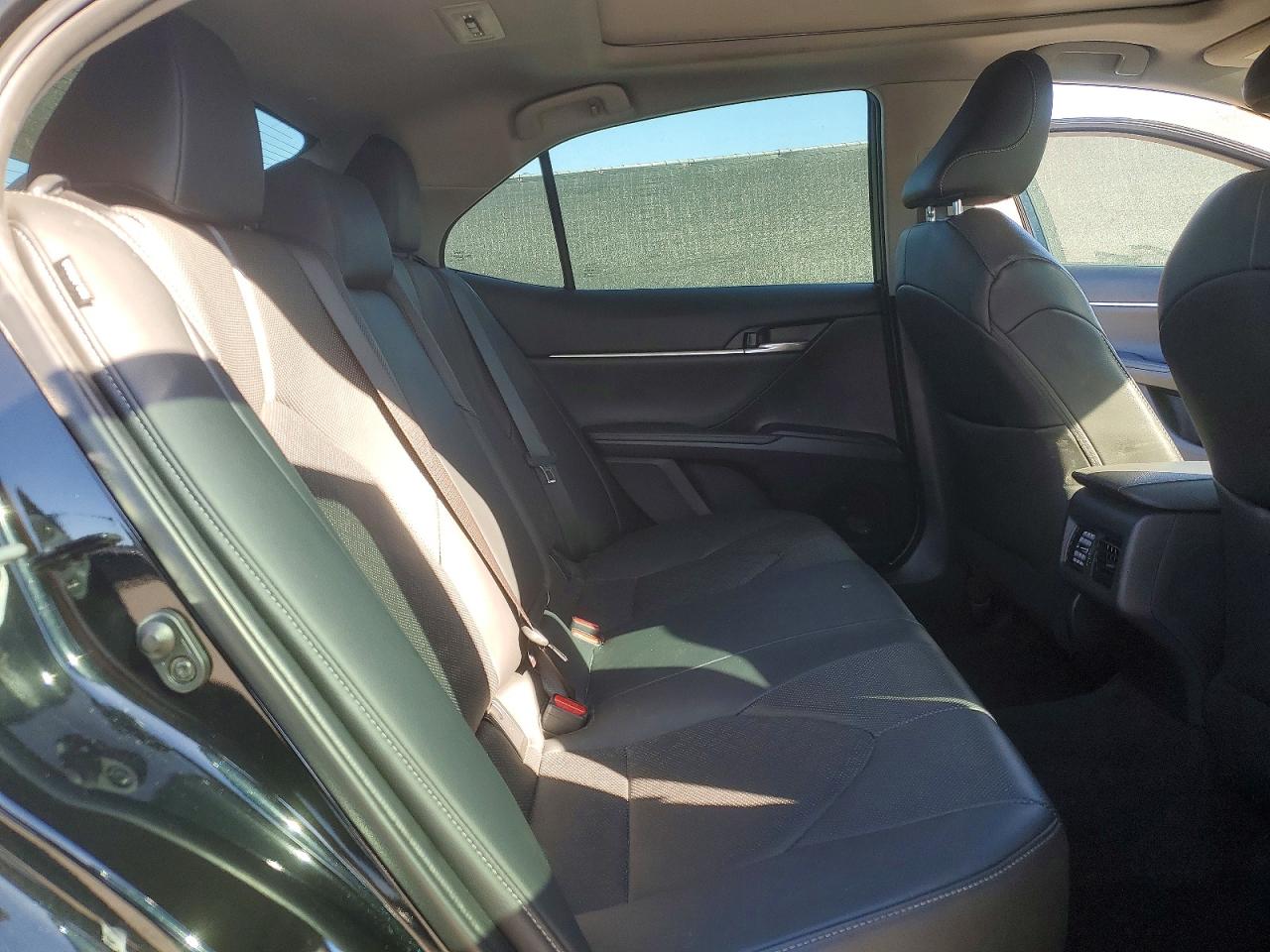2023 TOYOTA CAMRY XSE photo 19