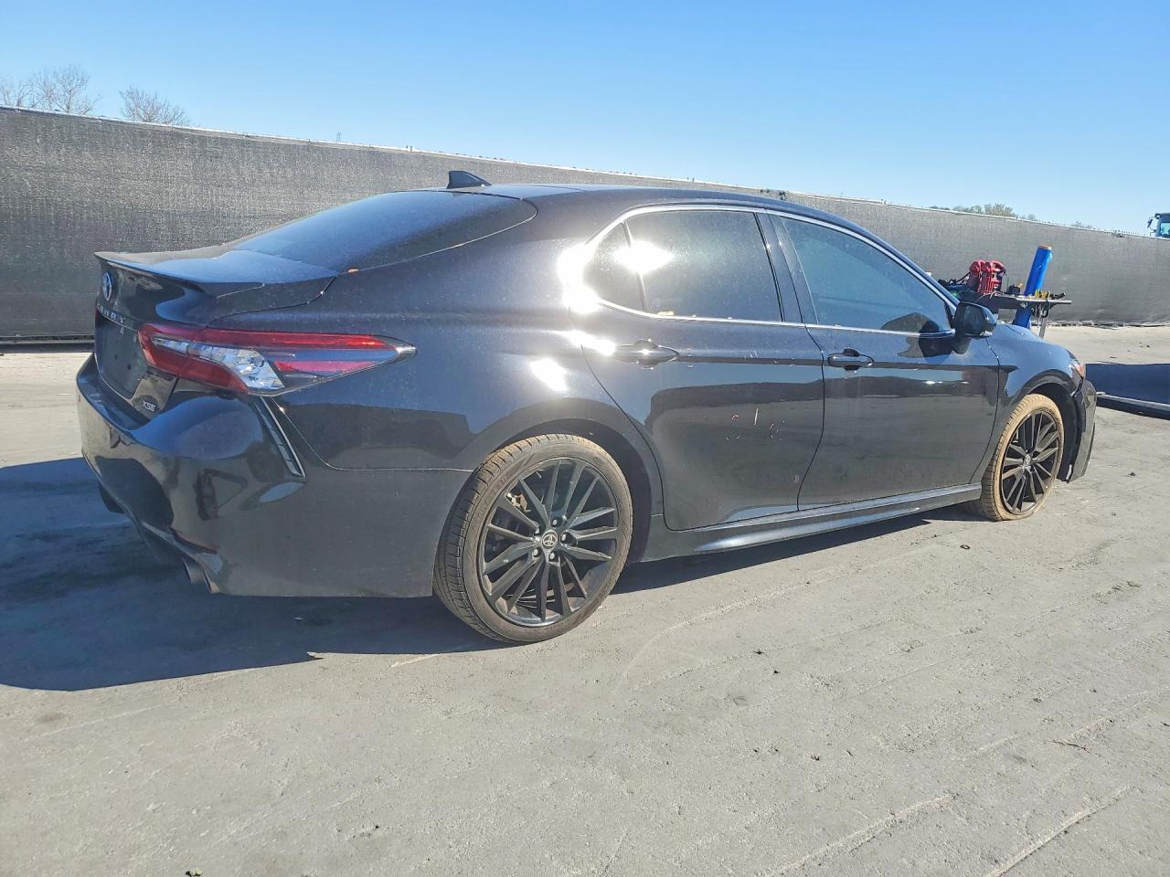 2023 TOYOTA CAMRY XSE photo 5