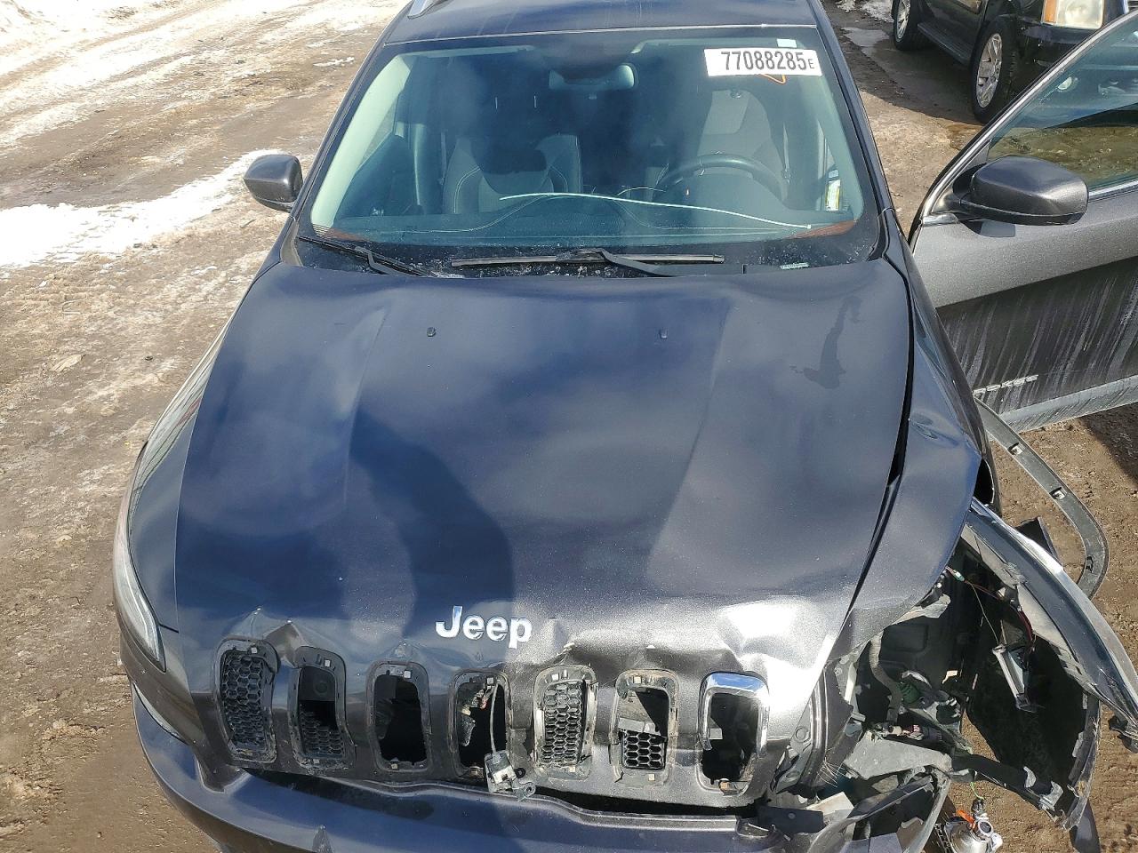 2016 JEEP CHEROKEE LATITUDE photo 12