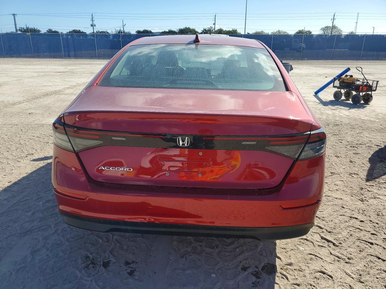 2025 HONDA ACCORD LX photo 11