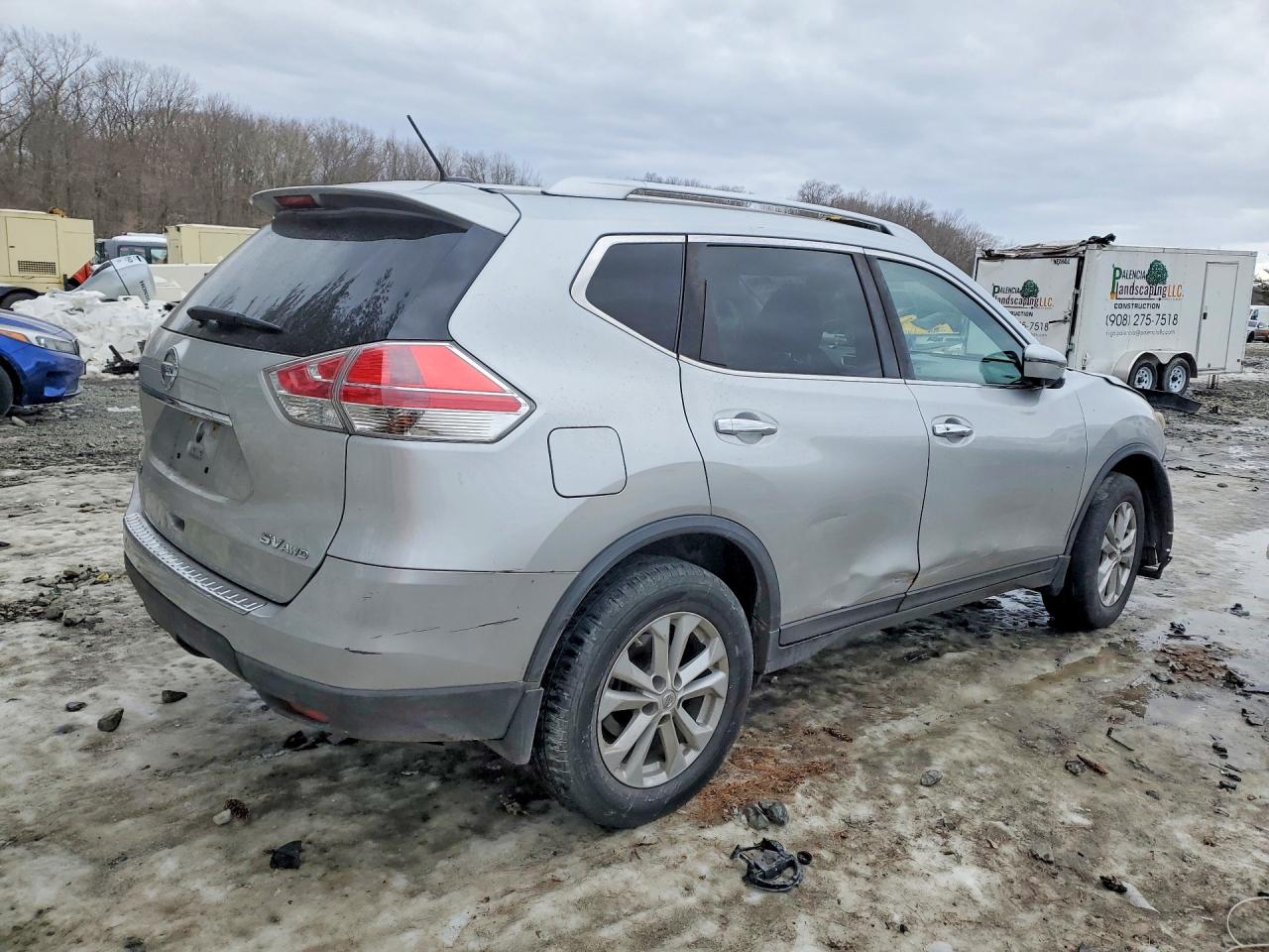2016 NISSAN ROGUE S photo 5