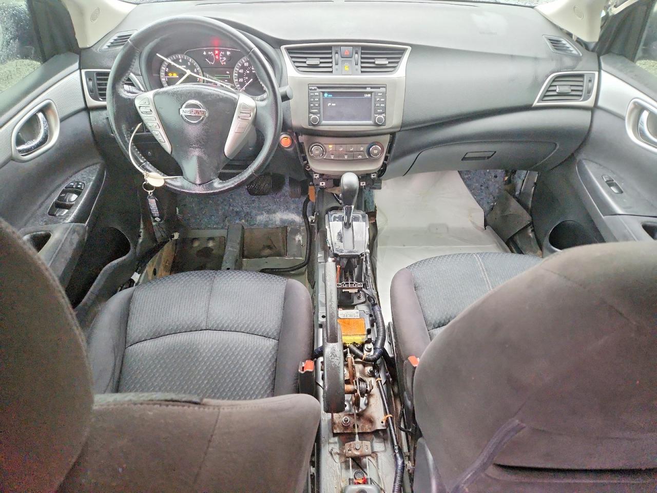 2013 NISSAN SENTRA S photo 15