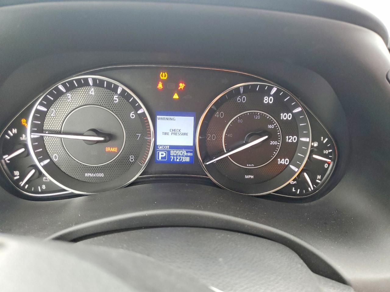 2019 NISSAN ARMADA SV photo 9