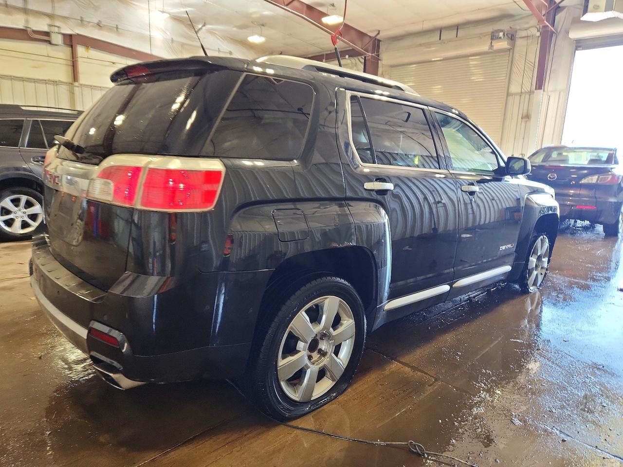 2013 GMC TERRAIN DENALI photo 3