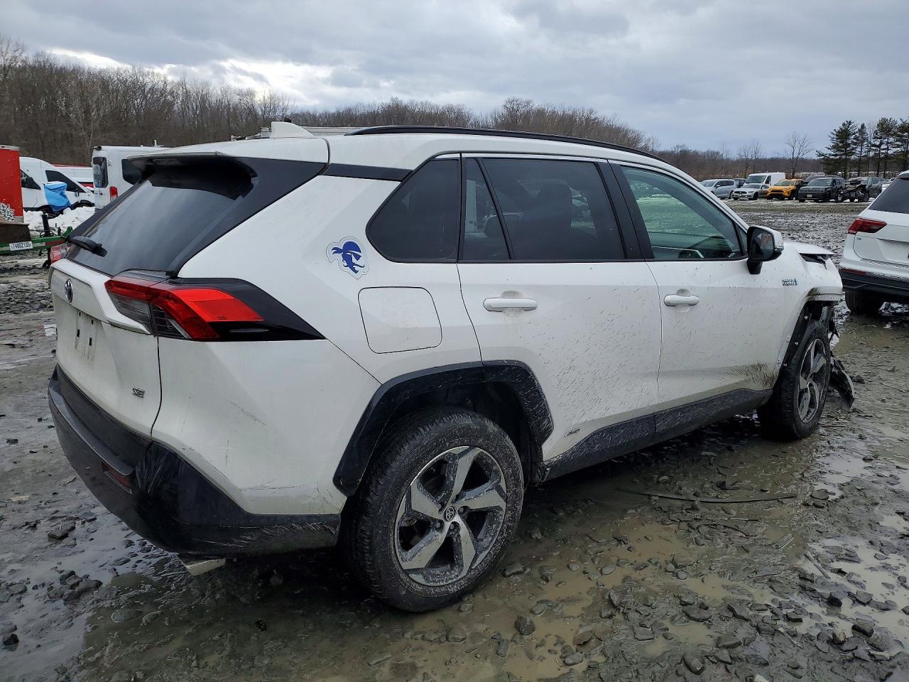 2024 TOYOTA RAV4 PRIME SE photo 7