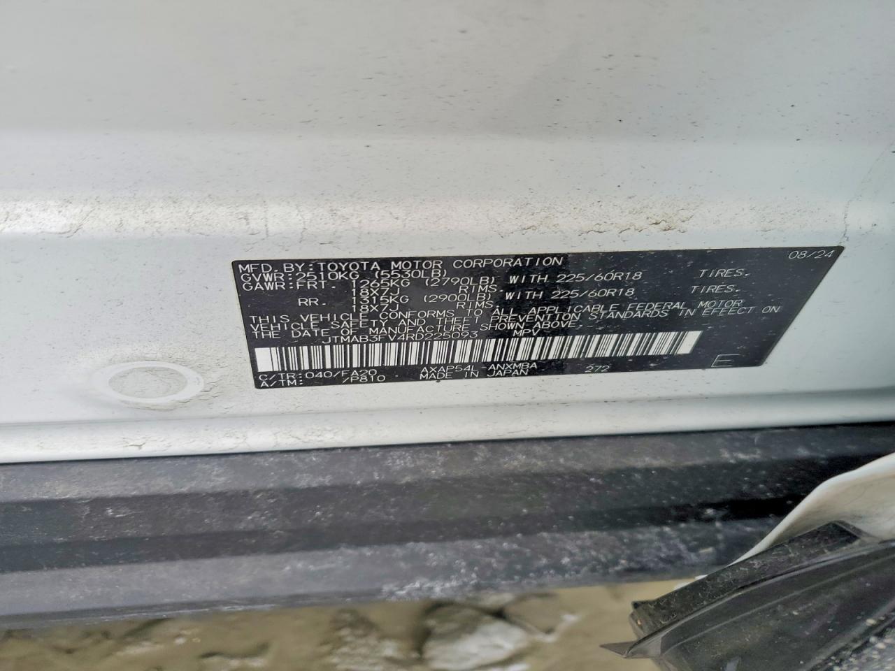 2024 TOYOTA RAV4 PRIME SE photo 37