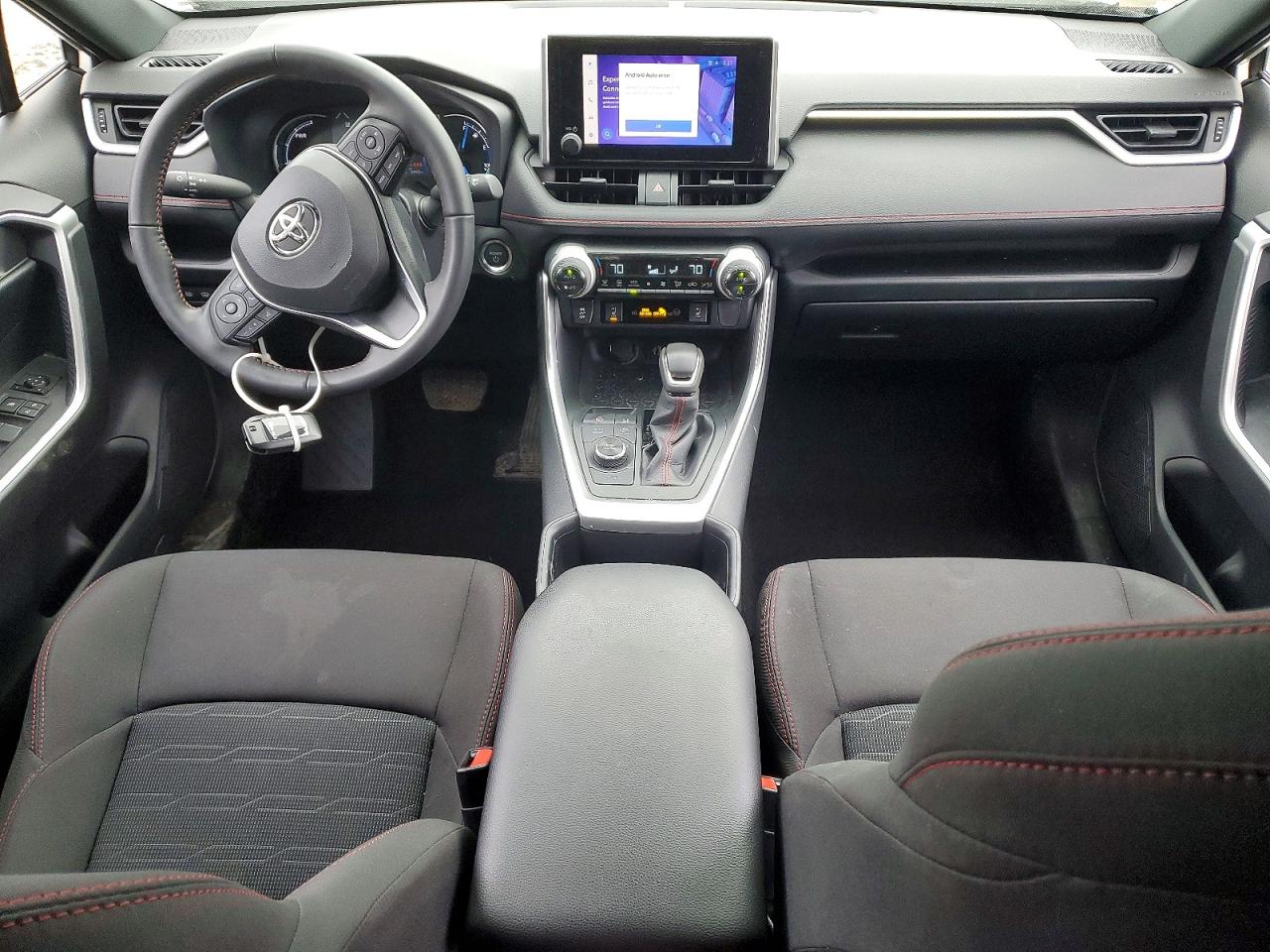 2024 TOYOTA RAV4 PRIME SE photo 22