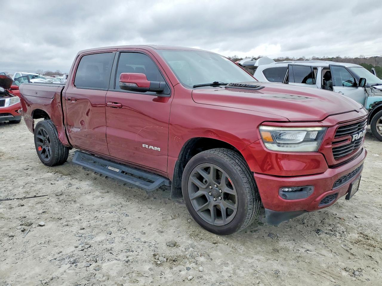 2023 RAM 1500 LARAMIE photo 4