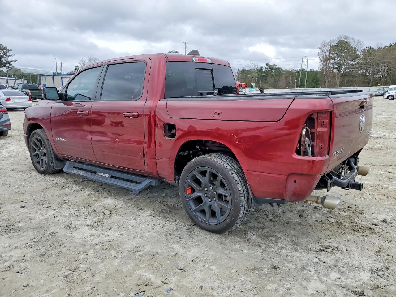 2023 RAM 1500 LARAMIE photo 2