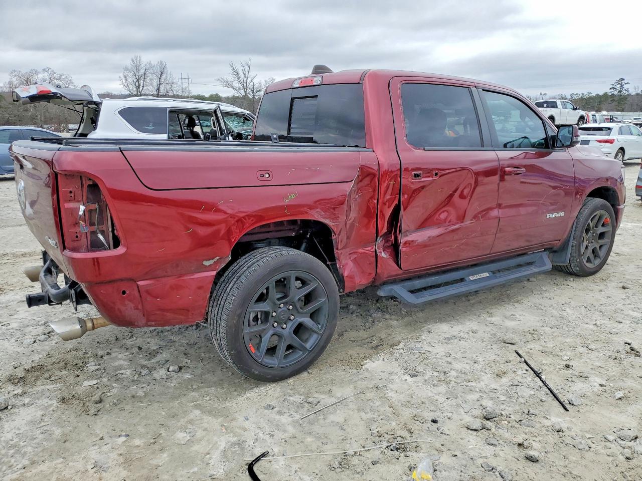 2023 RAM 1500 LARAMIE photo 3