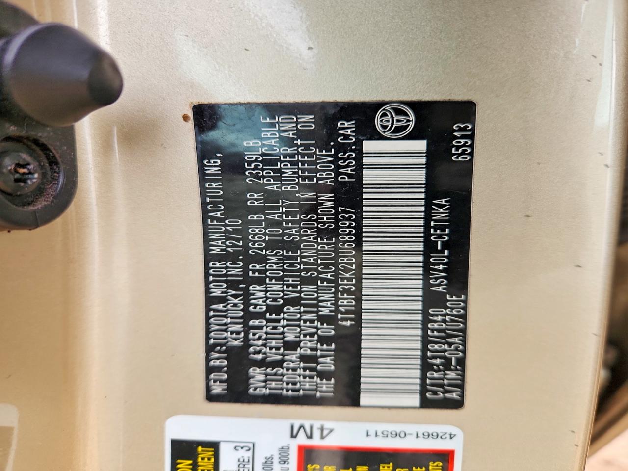 2011 TOYOTA CAMRY LE photo 12