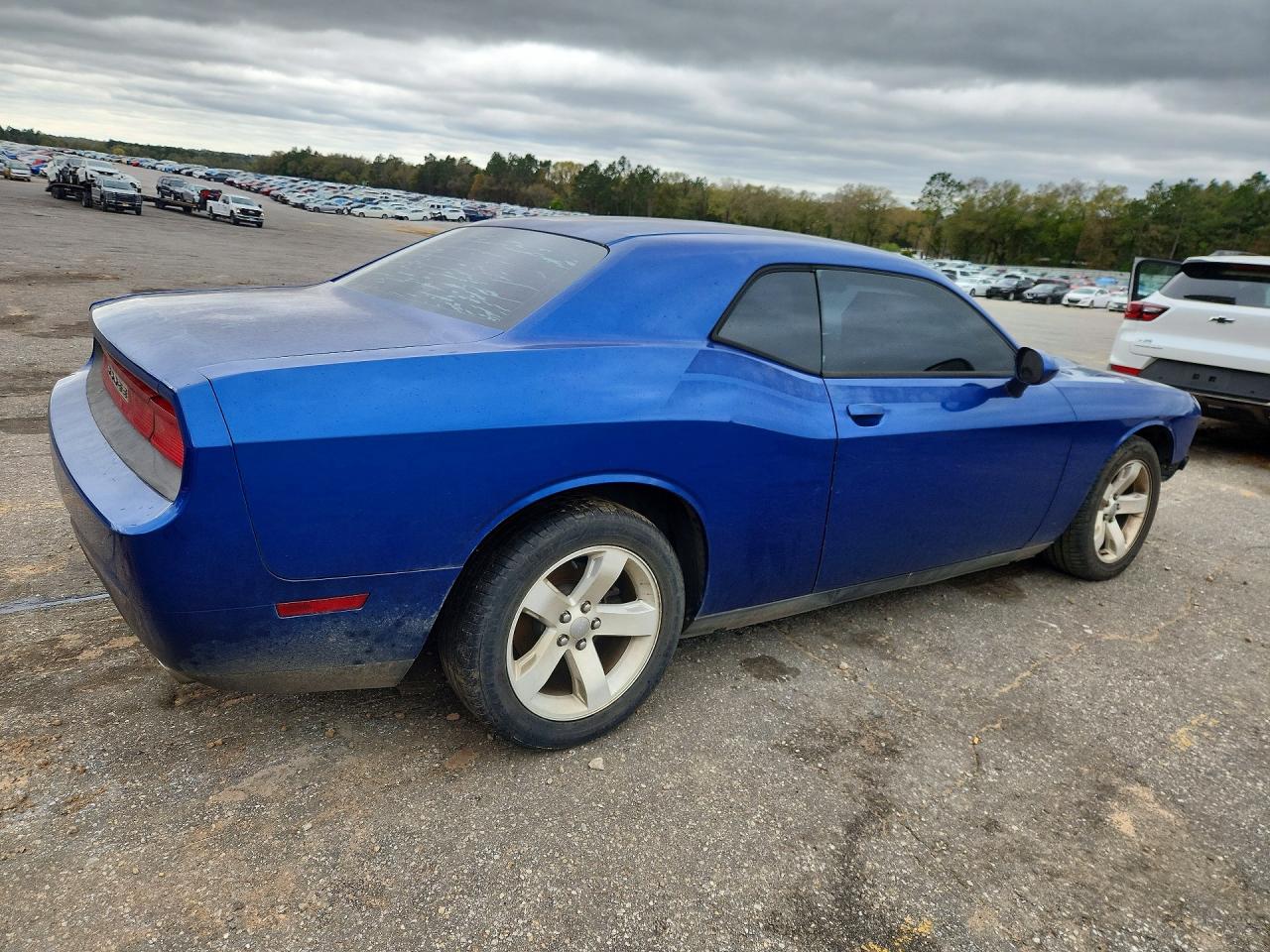 2012 DODGE CHALLENGER SXT photo 7
