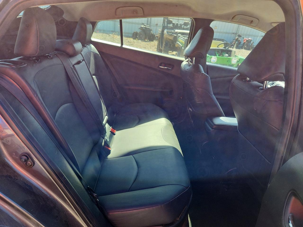 2016 TOYOTA PRIUS FOUR TOURING photo 10