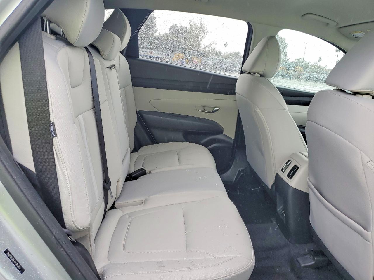 2025 HYUNDAI TUCSON SEL photo 11