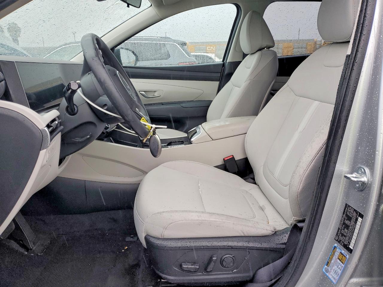 2025 HYUNDAI TUCSON SEL photo 7