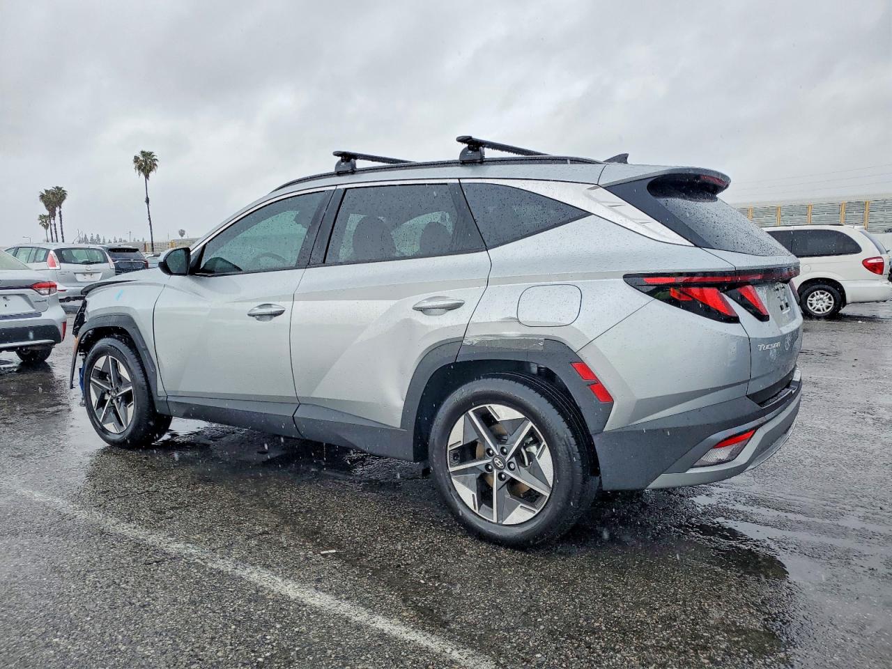 2025 HYUNDAI TUCSON SEL photo 2