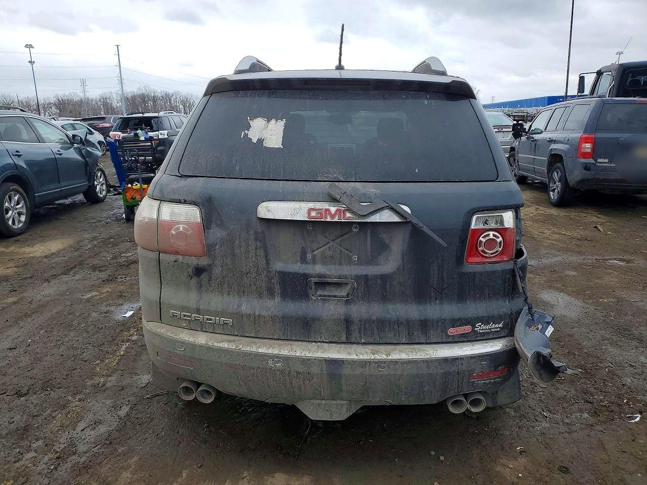 2007 GMC ACADIA SLE photo 6