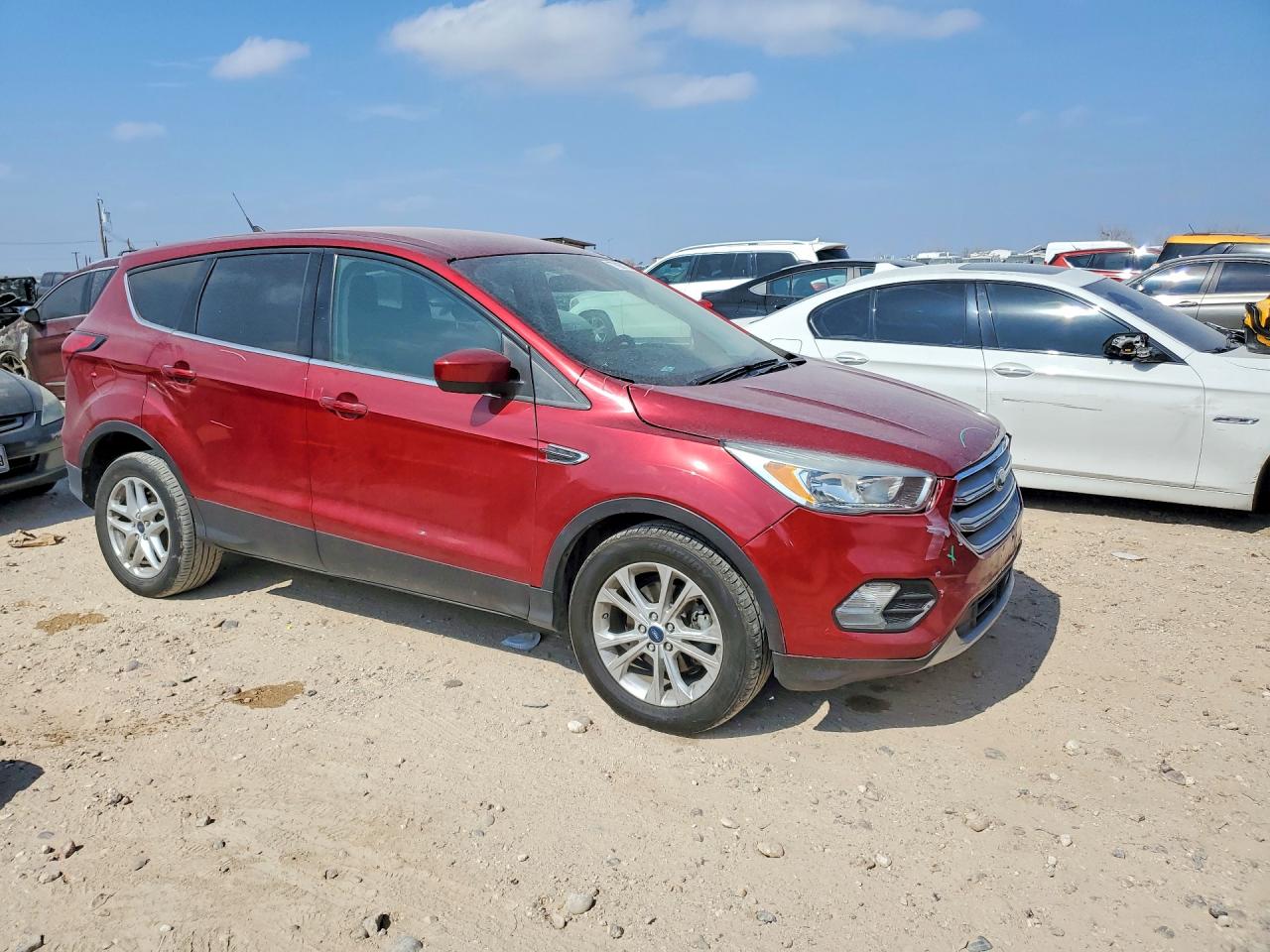 2019 FORD ESCAPE SE photo 4