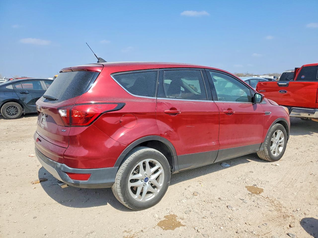 2019 FORD ESCAPE SE photo 3