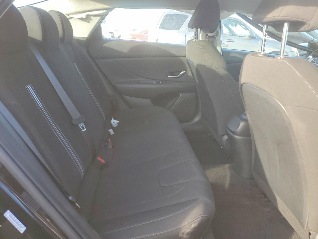 2023 HYUNDAI ELANTRA SEL photo 28