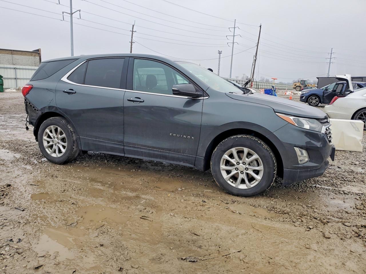 2018 CHEVROLET EQUINOX LT photo 4