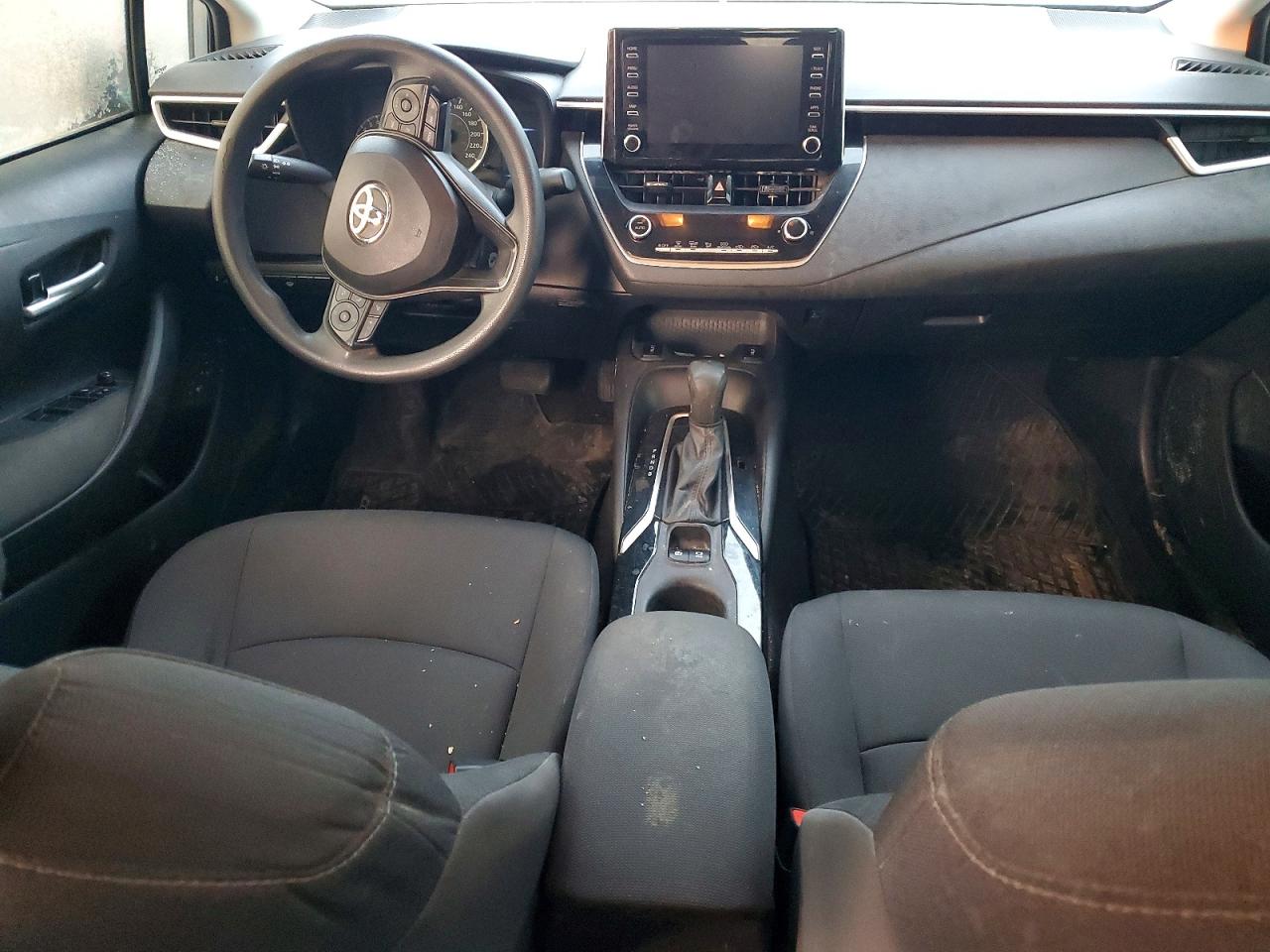 2020 TOYOTA COROLLA LE photo 8