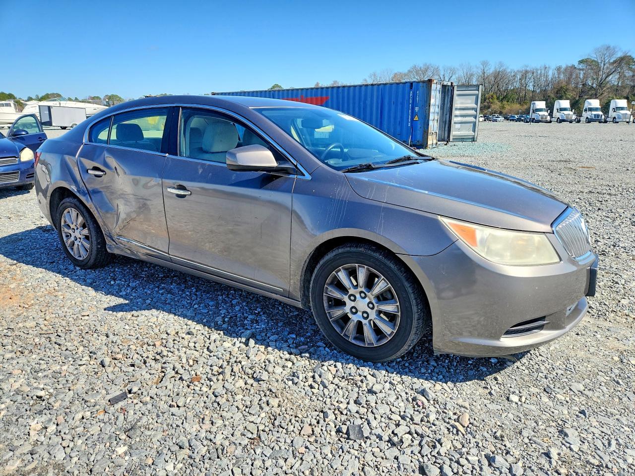 2010 BUICK LACROSSE CX photo 4