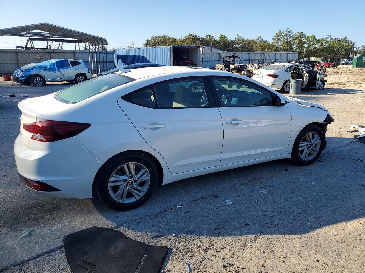 2020 HYUNDAI ELANTRA VALUE EDITION photo 3