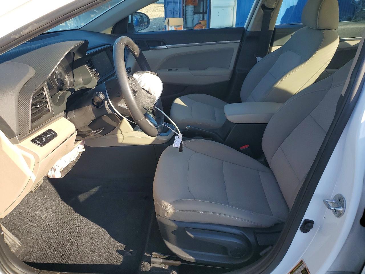 2020 HYUNDAI ELANTRA VALUE EDITION photo 7