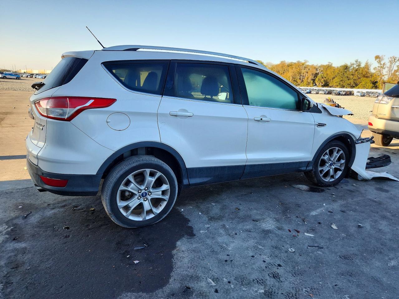 2014 FORD ESCAPE TITANIUM photo 5