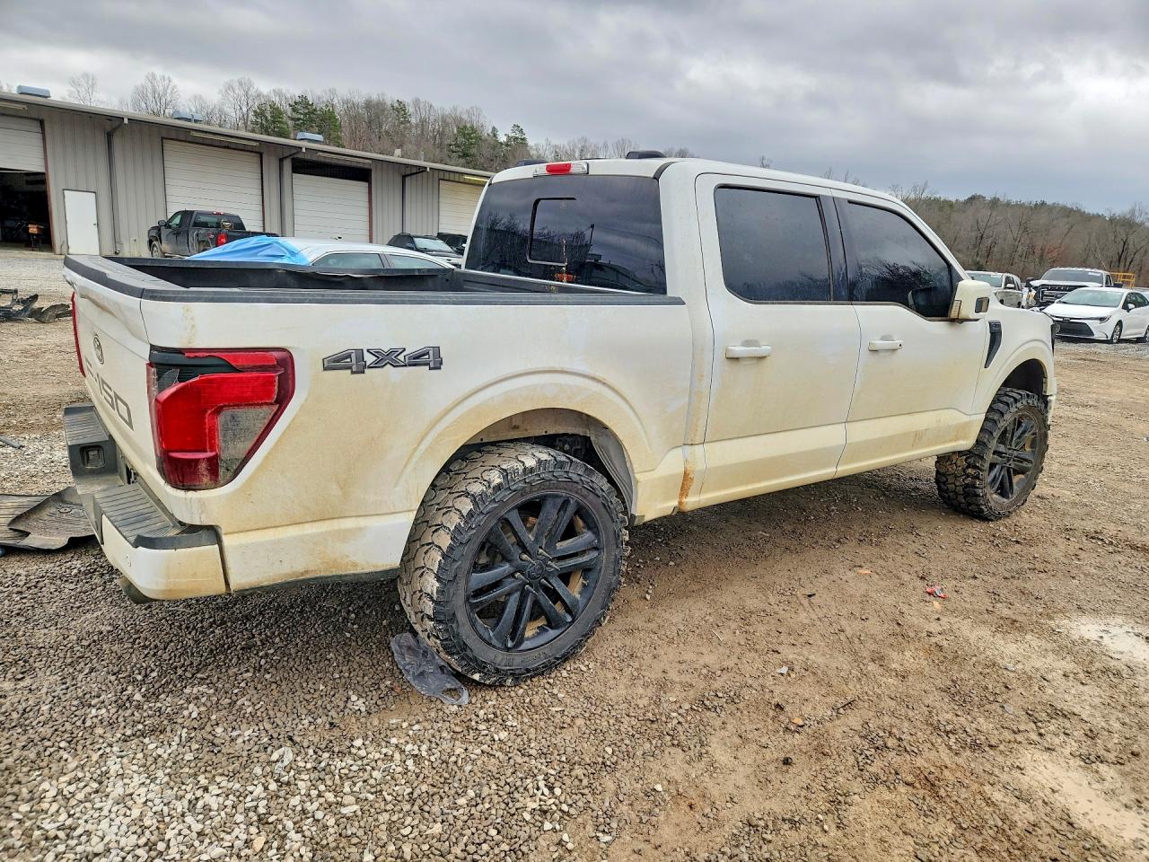 2024 FORD F150 XLT photo 5