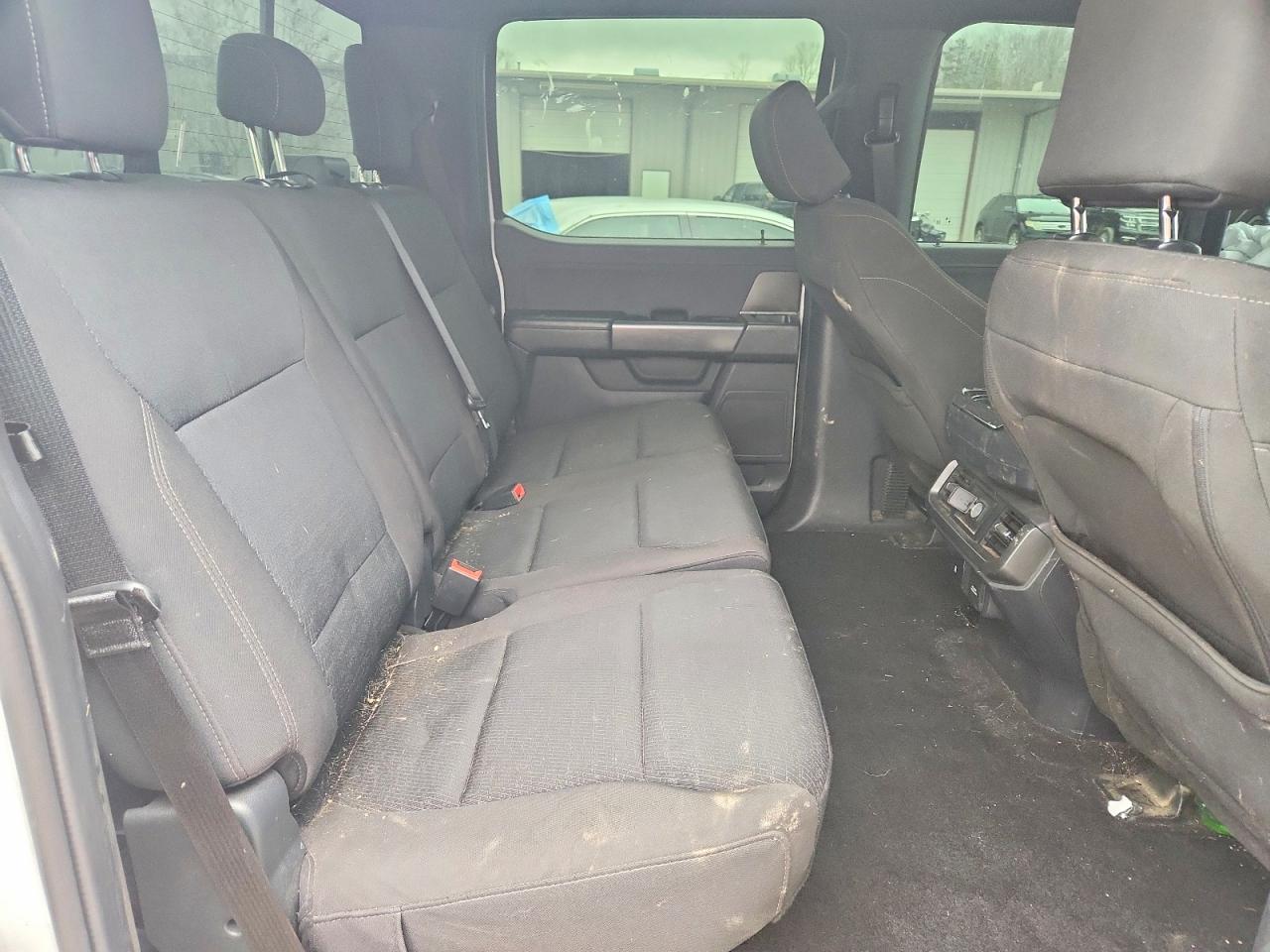 2024 FORD F150 XLT photo 19
