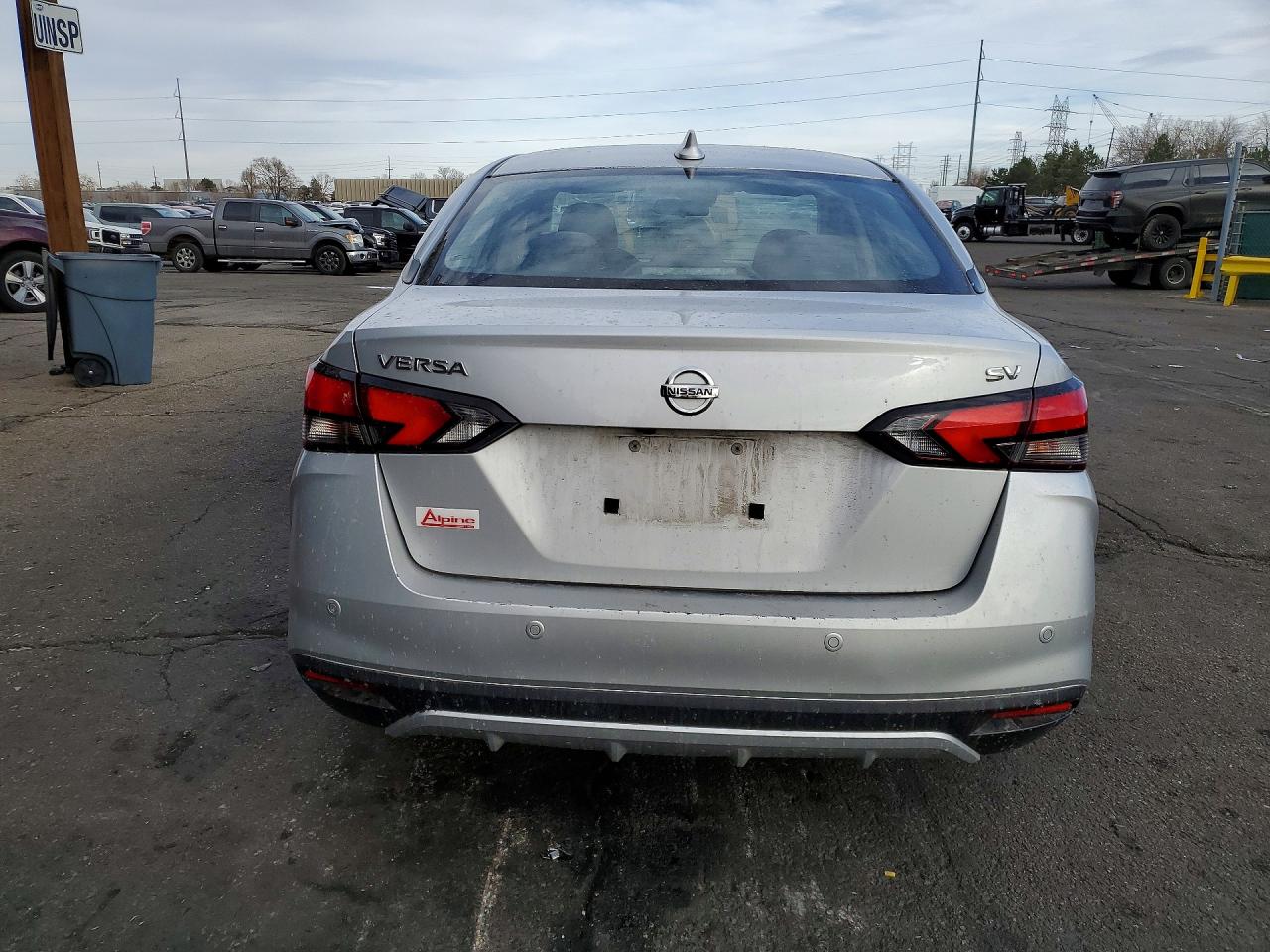 2021 NISSAN VERSA SV photo 11