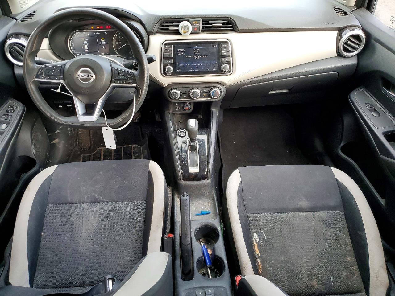 2021 NISSAN VERSA SV photo 15