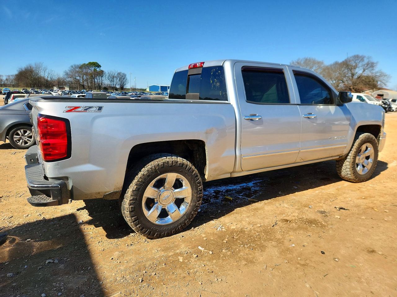 2014 CHEVROLET SILVERADO K1500 LTZ photo 3