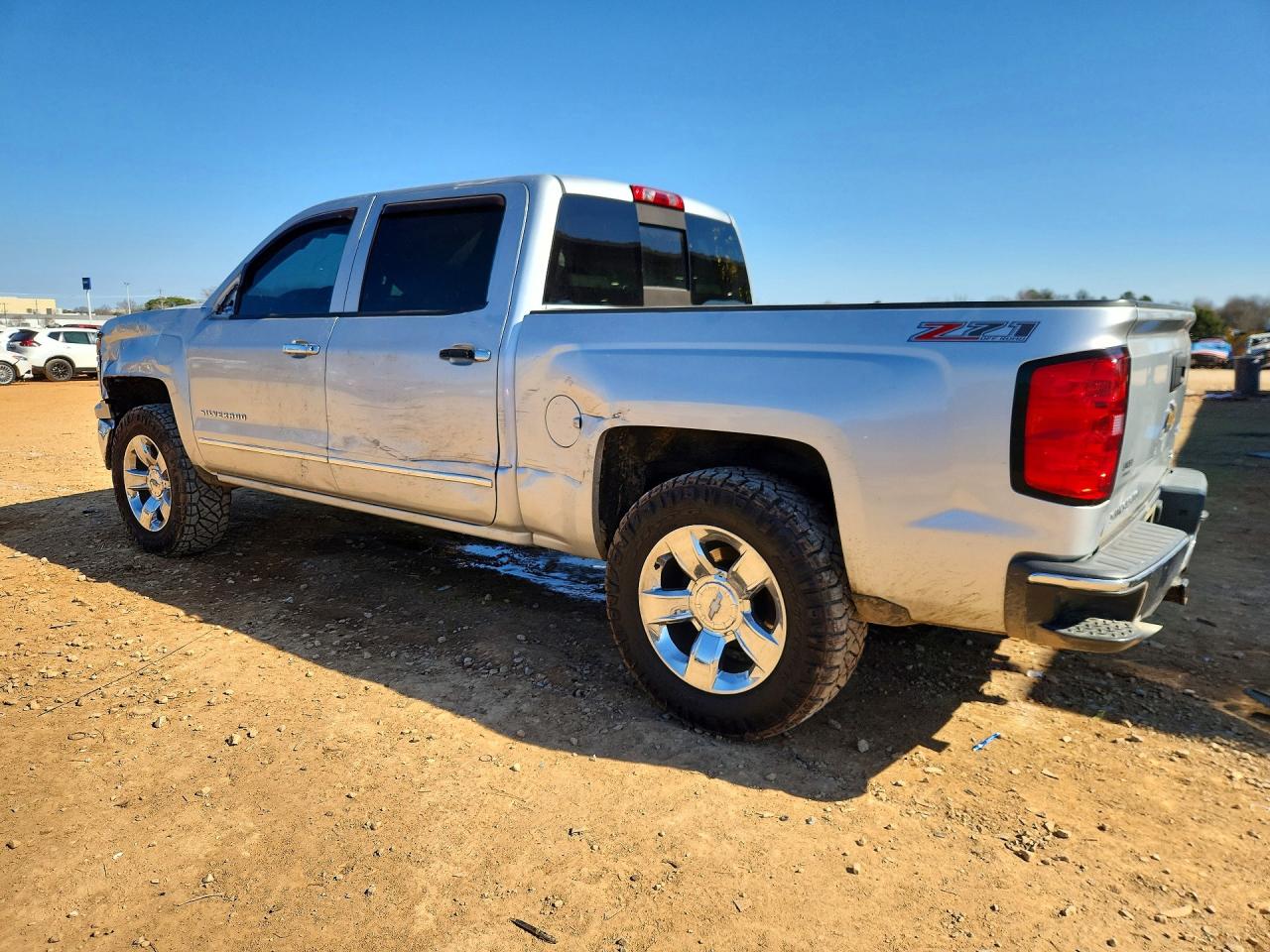2014 CHEVROLET SILVERADO K1500 LTZ photo 2