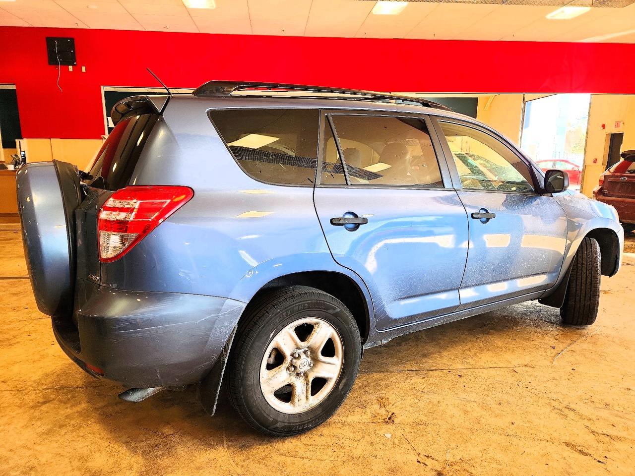 2010 TOYOTA RAV4 photo 5