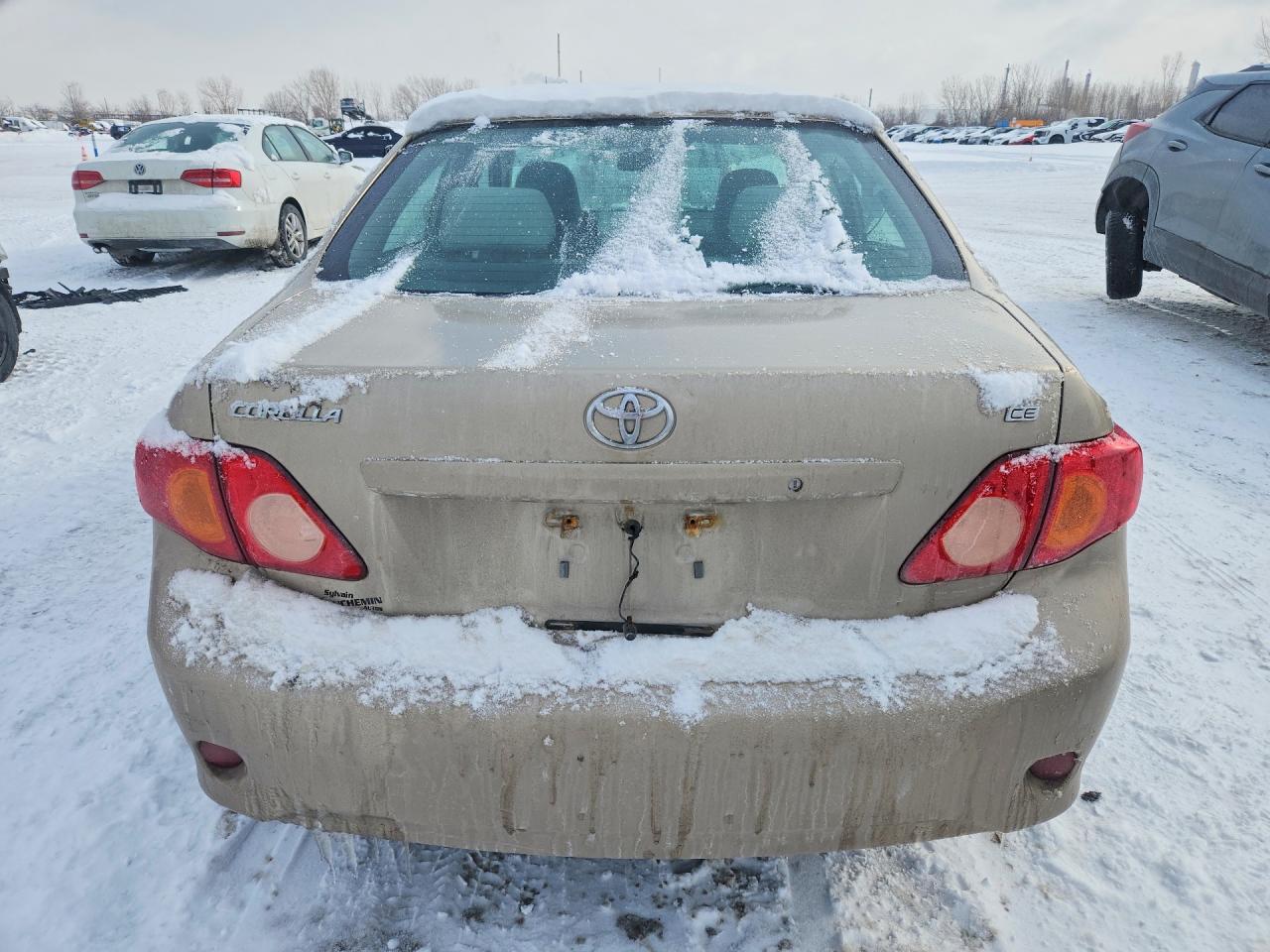 2010 TOYOTA COROLLA BASE photo 6