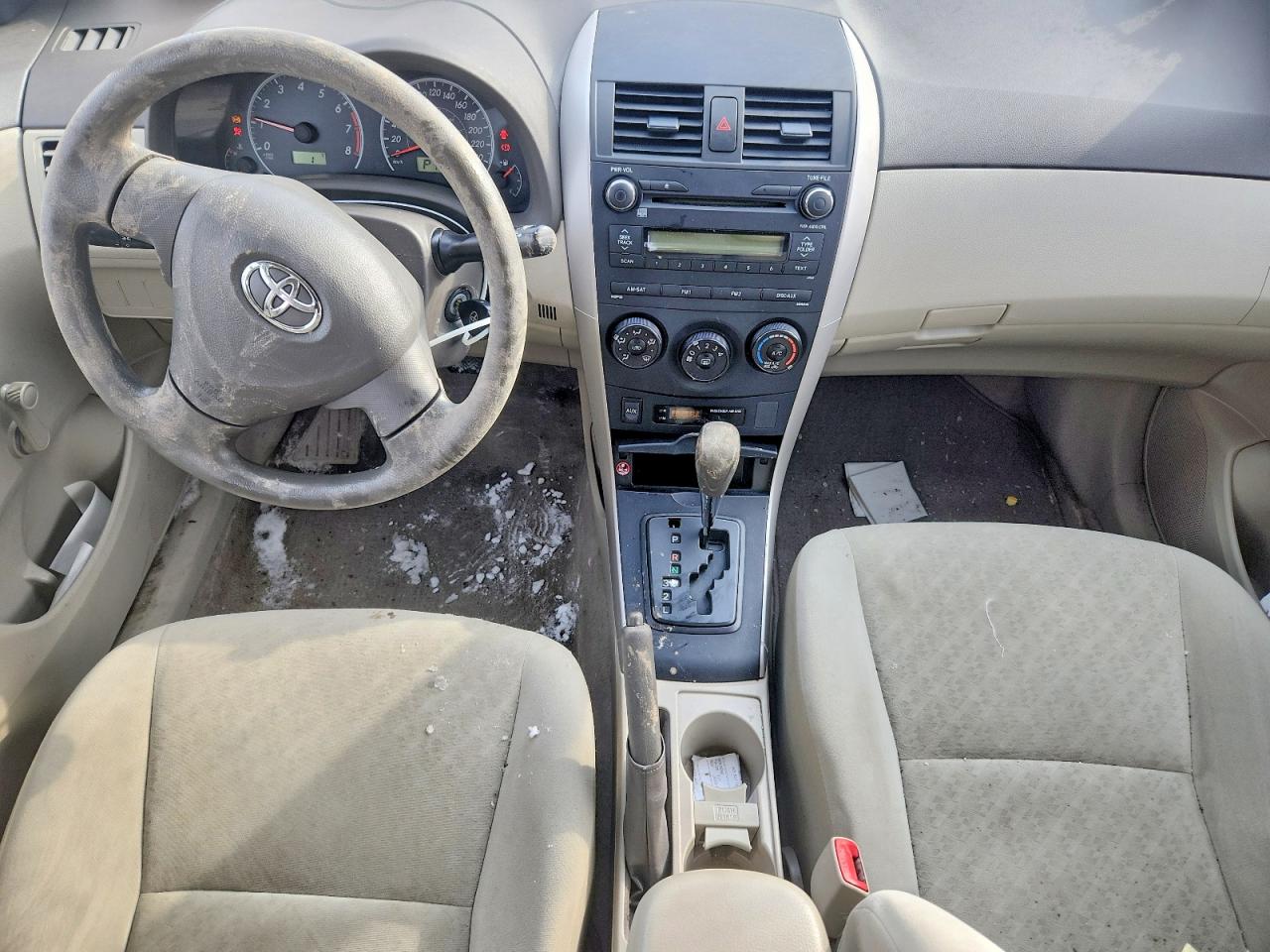 2010 TOYOTA COROLLA BASE photo 8
