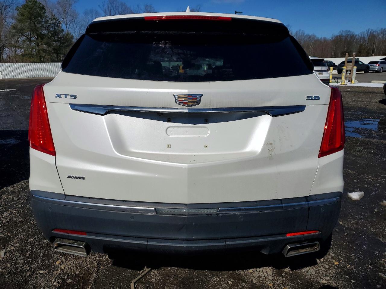 2018 CADILLAC XT5 LUXURY photo 16