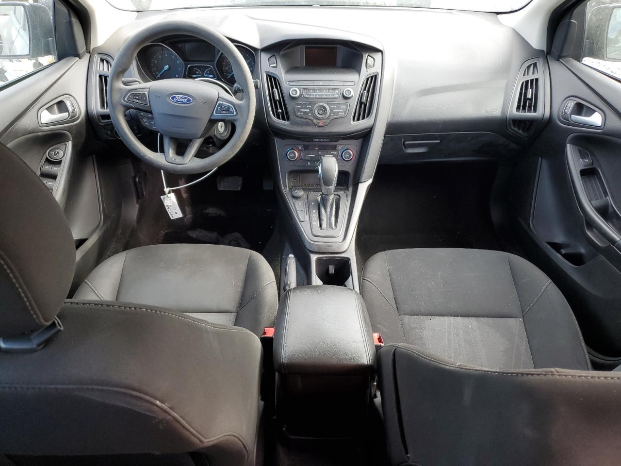2018 FORD FOCUS SE photo 22
