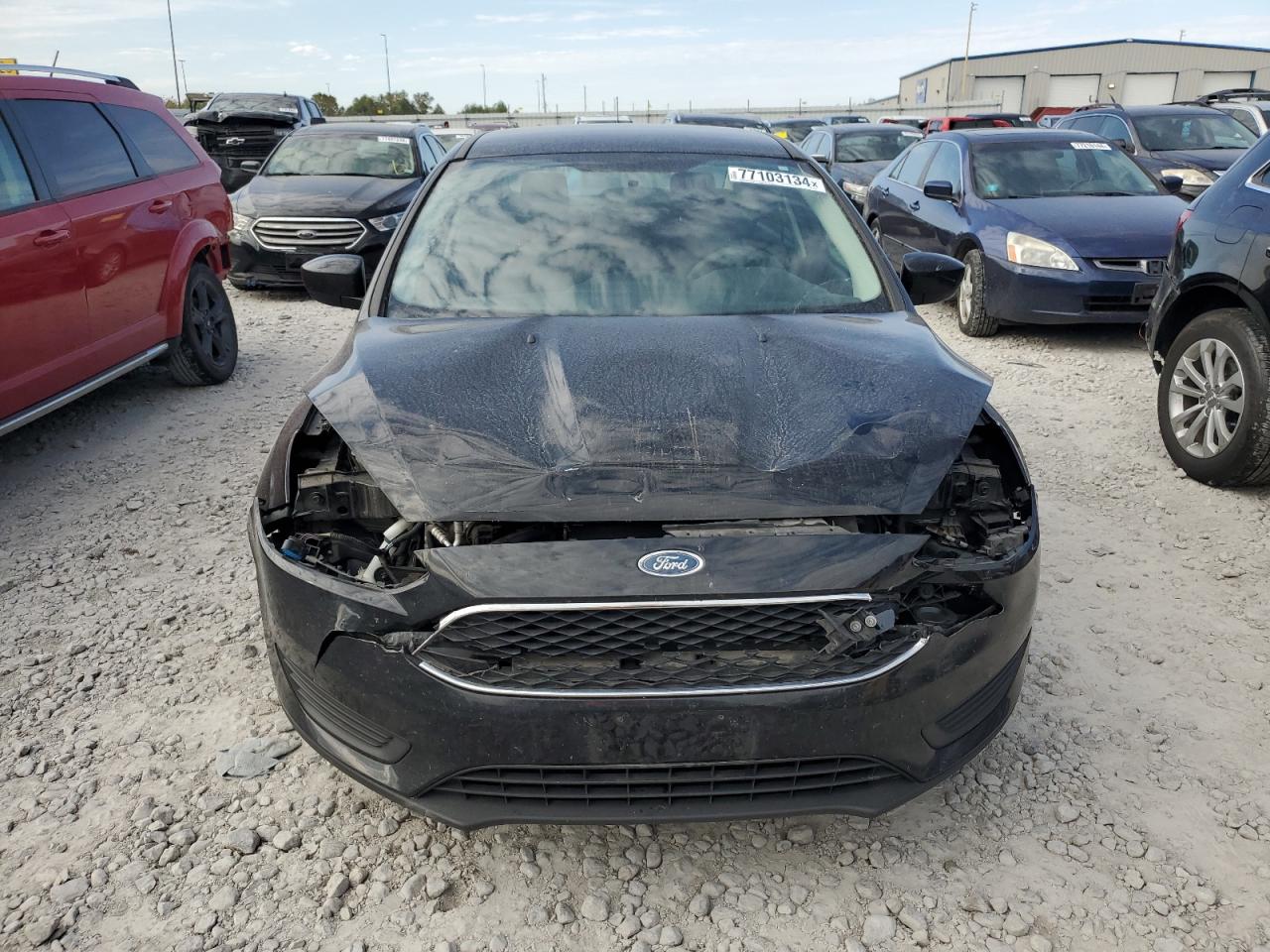 2018 FORD FOCUS SE photo 13