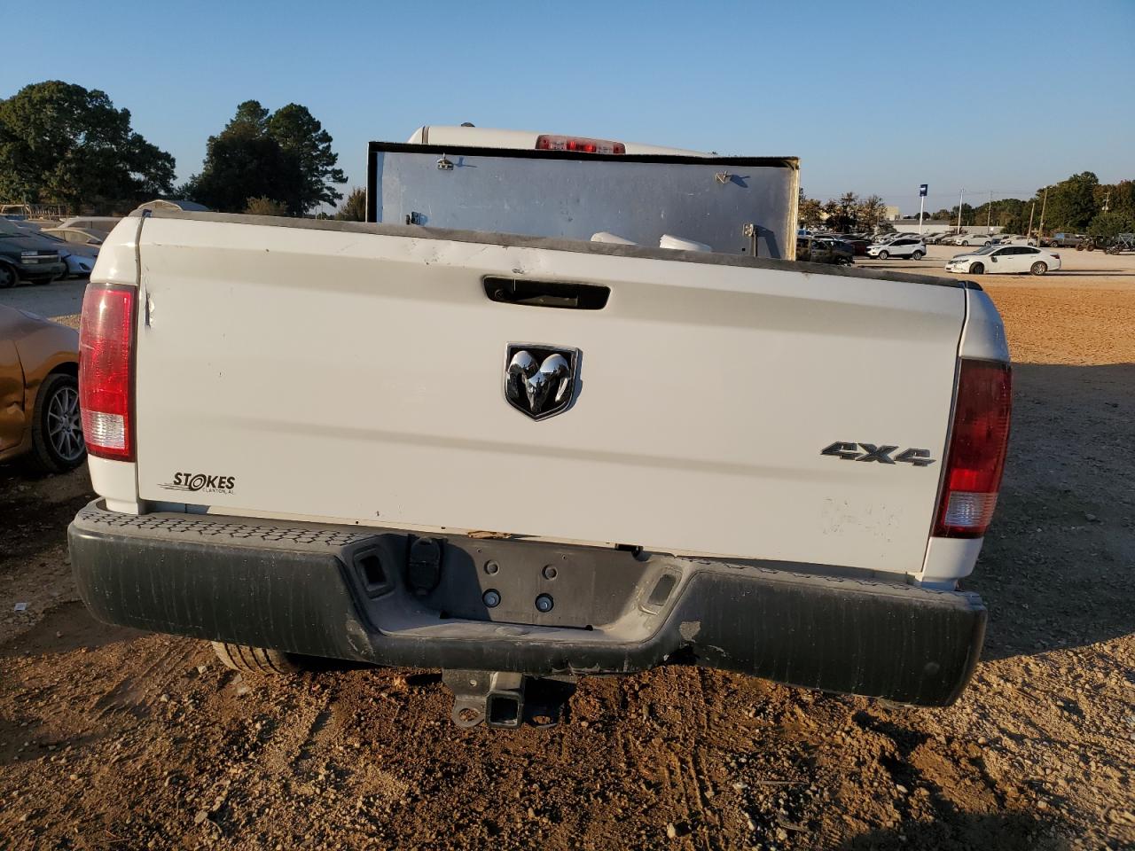 2022 RAM 1500 CLASSIC TRADESMAN photo 16