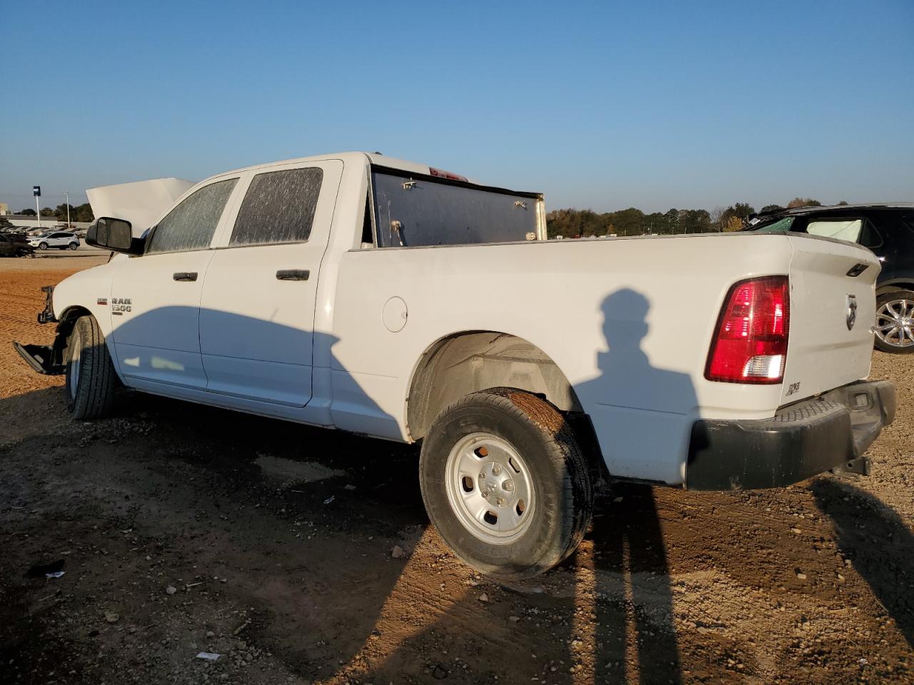 2022 RAM 1500 CLASSIC TRADESMAN photo 4