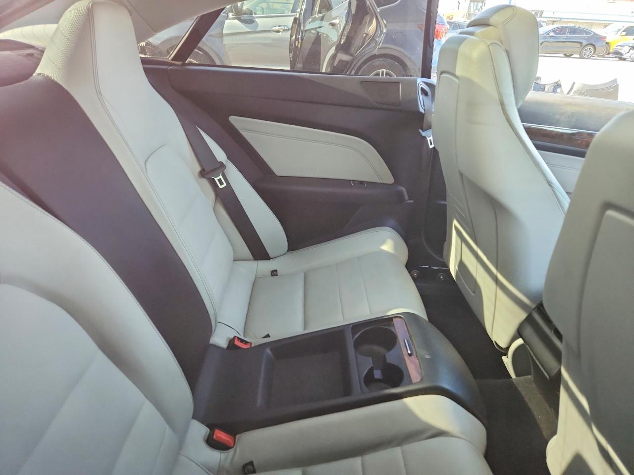 2014 MERCEDES-BENZ E 350 photo 10