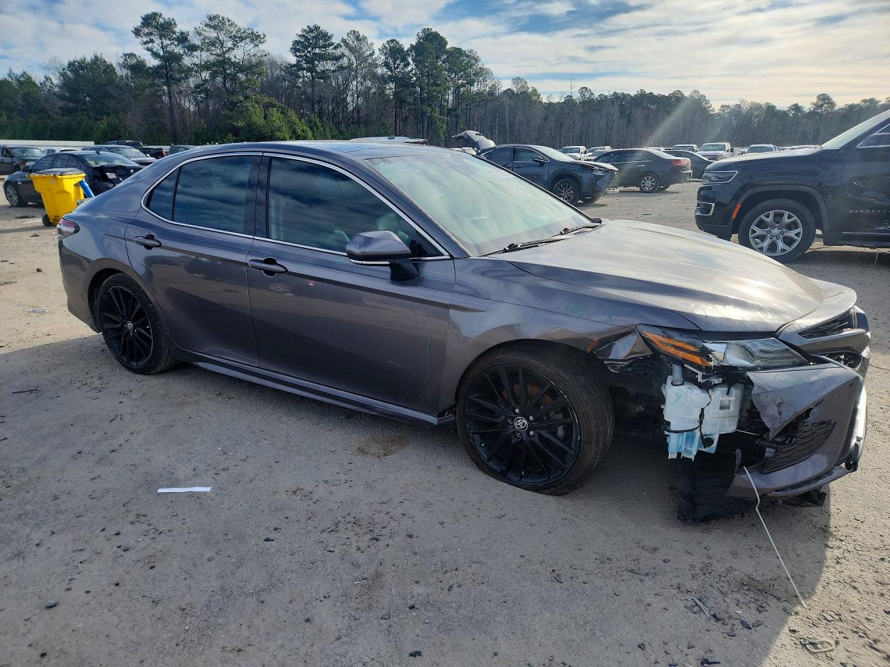 2022 TOYOTA CAMRY TRD photo 7