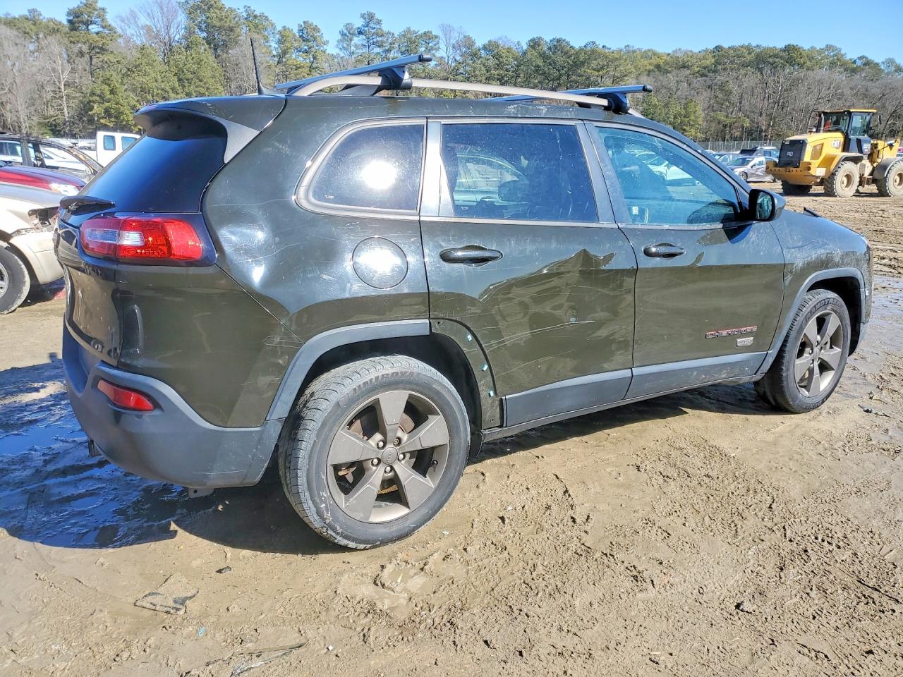 2017 JEEP CHEROKEE LATITUDE photo 3