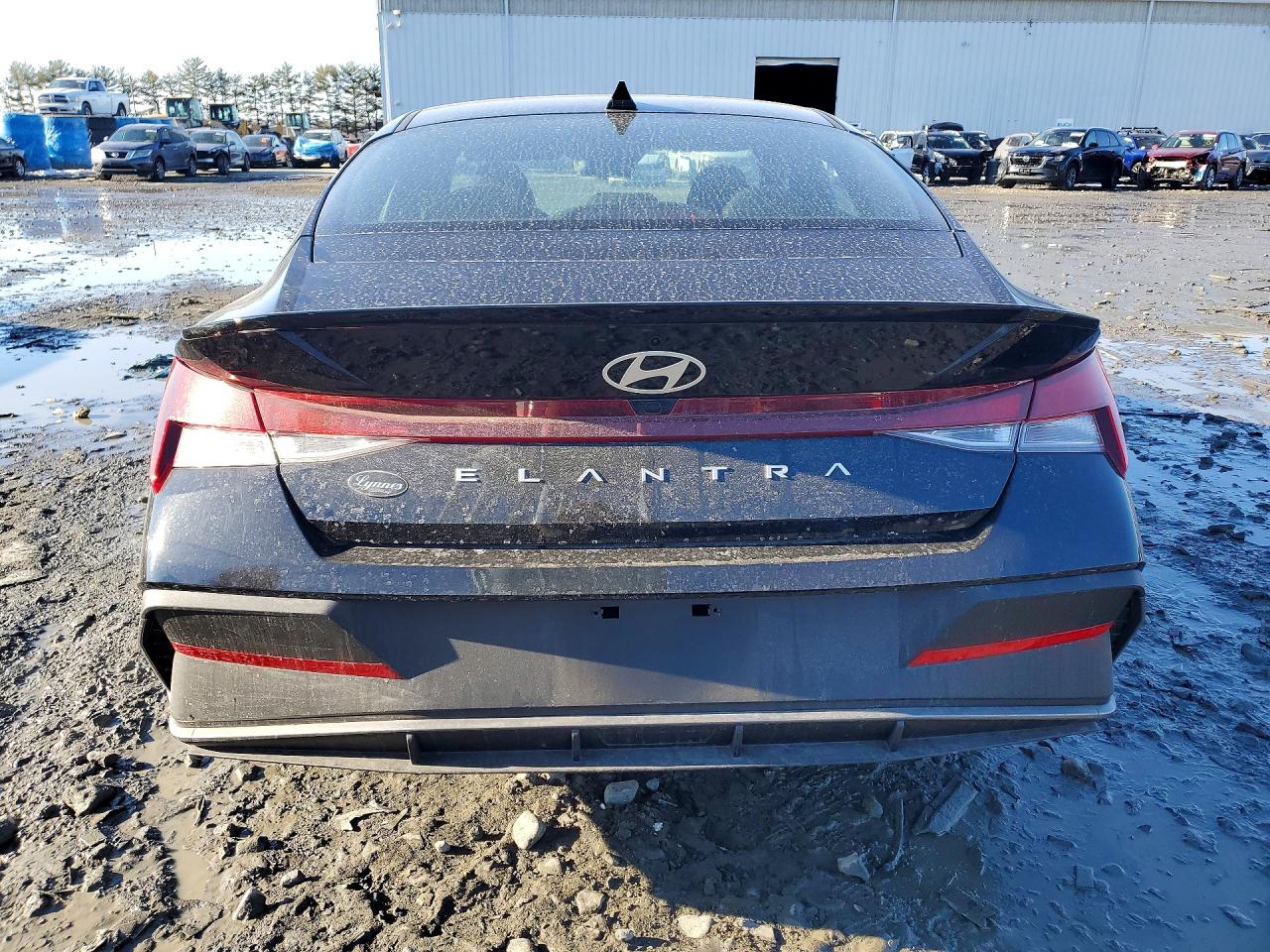 2025 HYUNDAI ELANTRA SEL SPORT photo 6