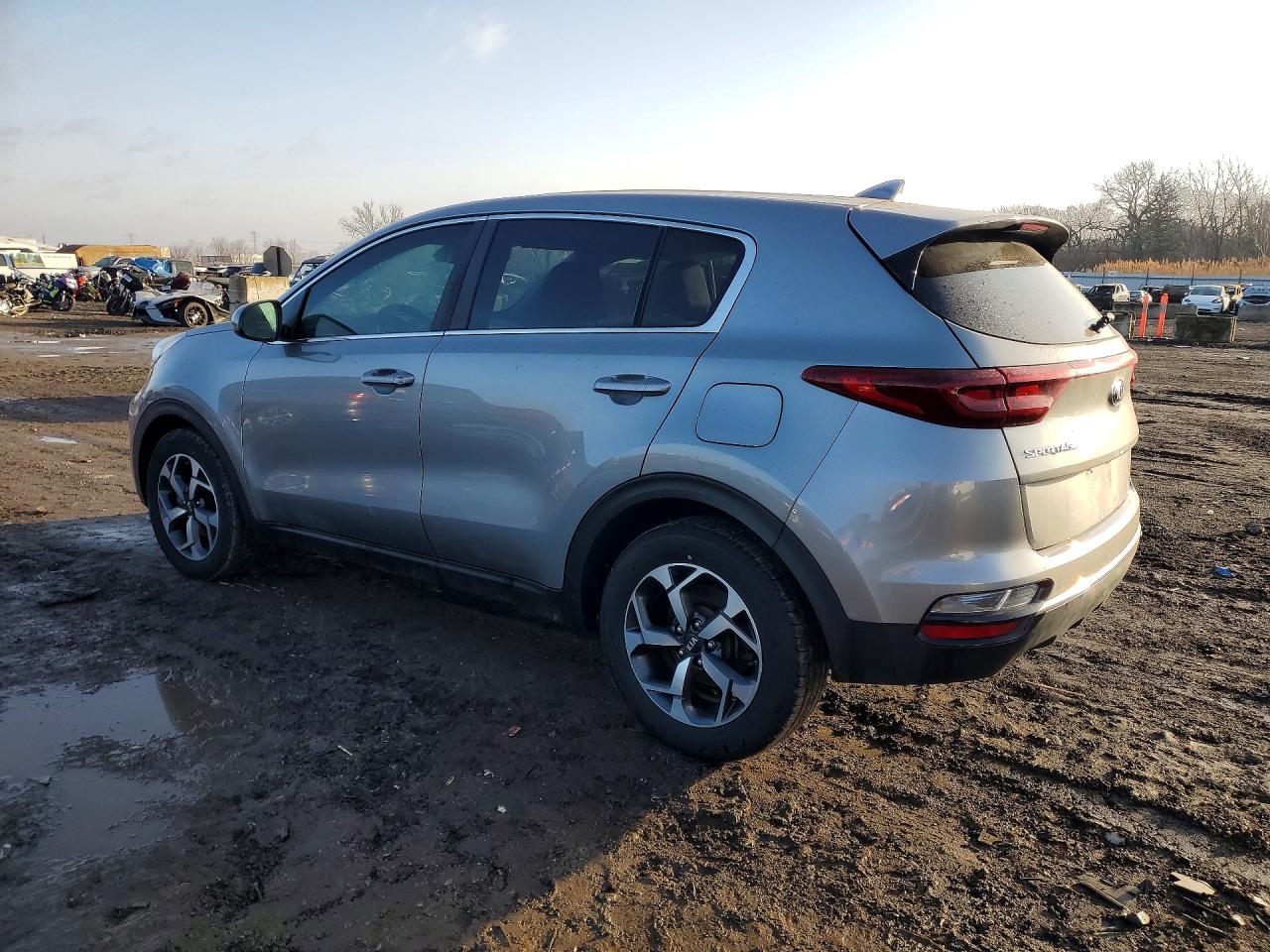 2020 KIA SPORTAGE LX photo 2